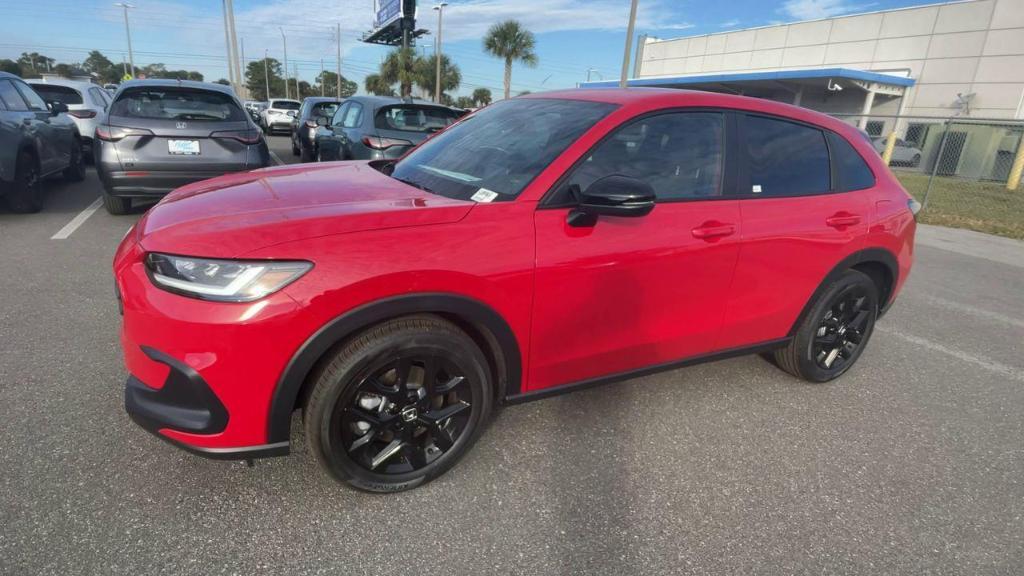 new 2025 Honda HR-V car, priced at $28,850