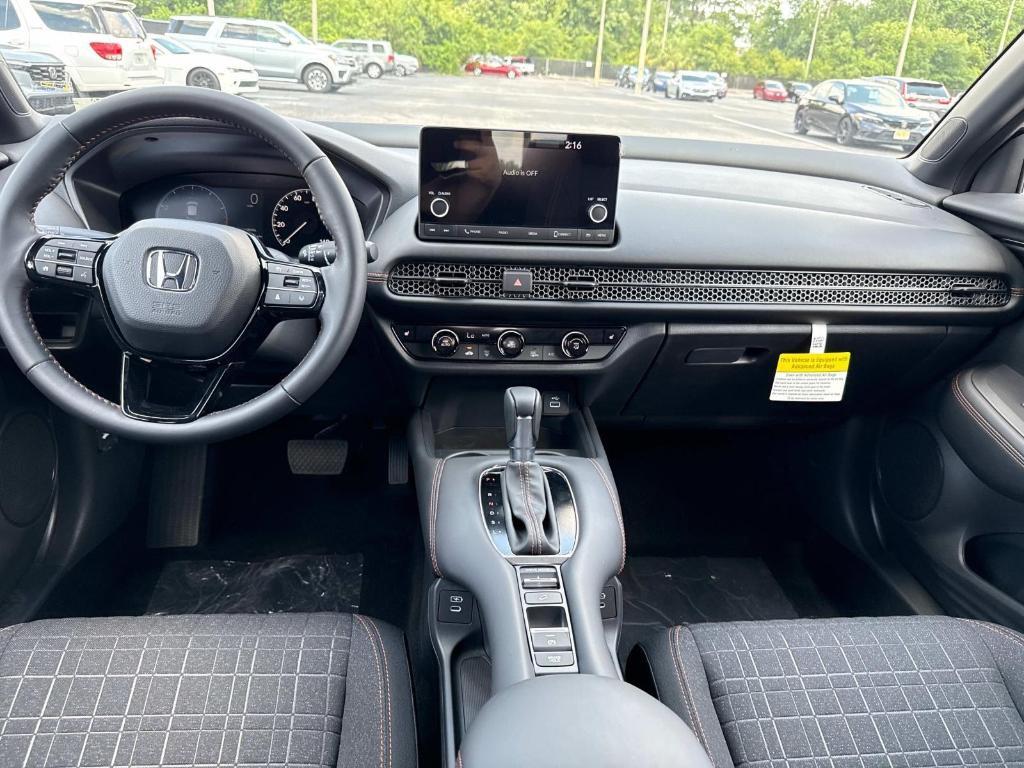 new 2025 Honda HR-V car, priced at $28,895
