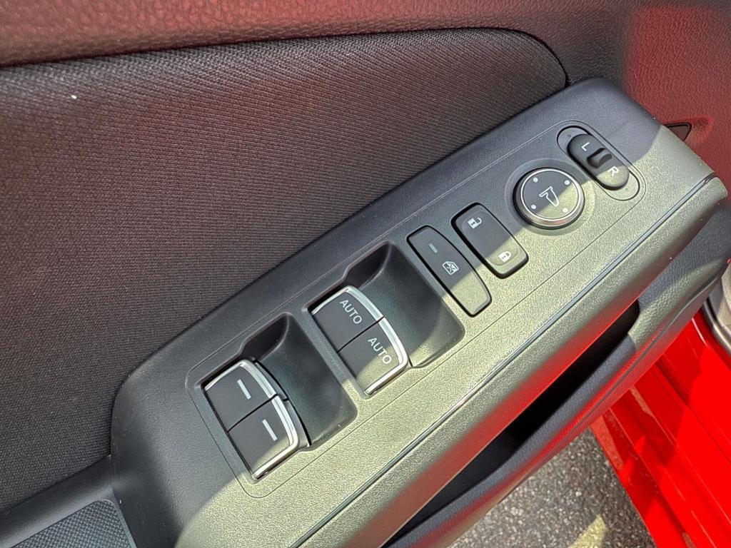 new 2025 Honda Civic Hybrid car, priced at $33,555