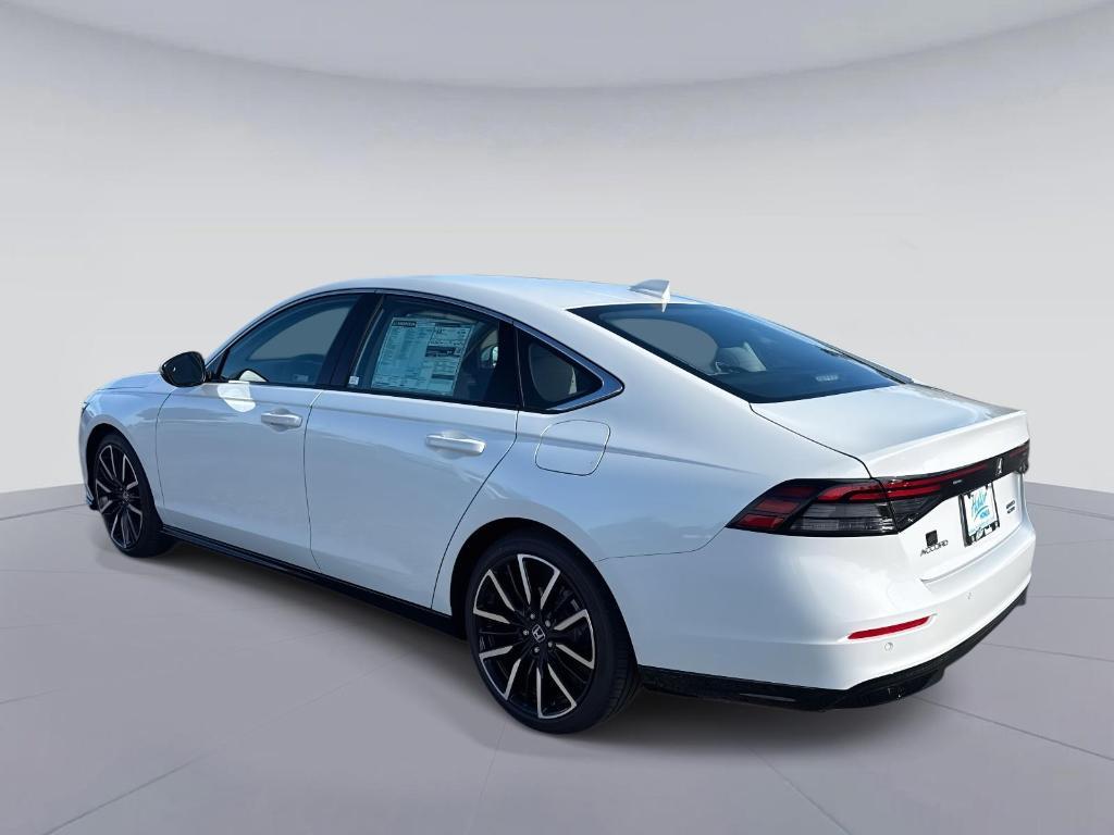 new 2025 Honda Accord Hybrid car, priced at $40,950