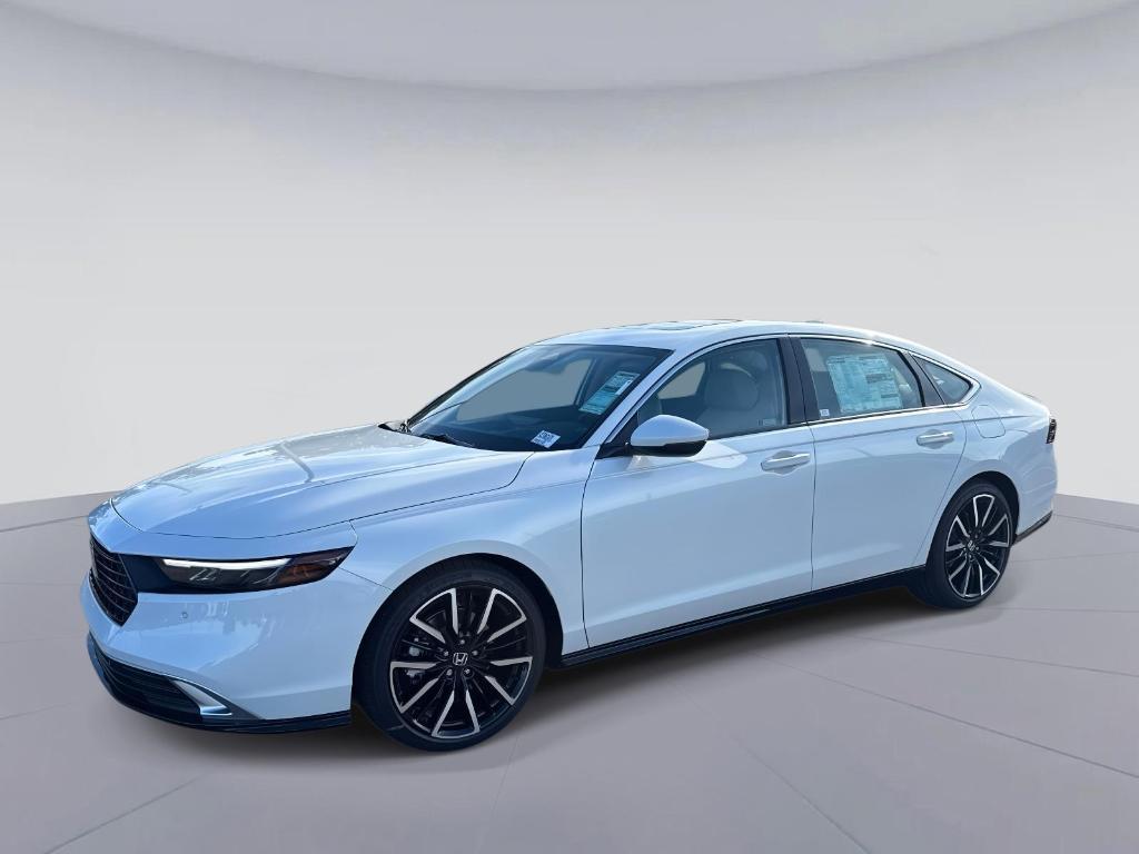 new 2025 Honda Accord Hybrid car, priced at $40,950