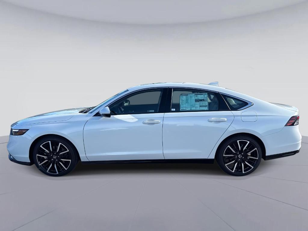 new 2025 Honda Accord Hybrid car, priced at $40,950