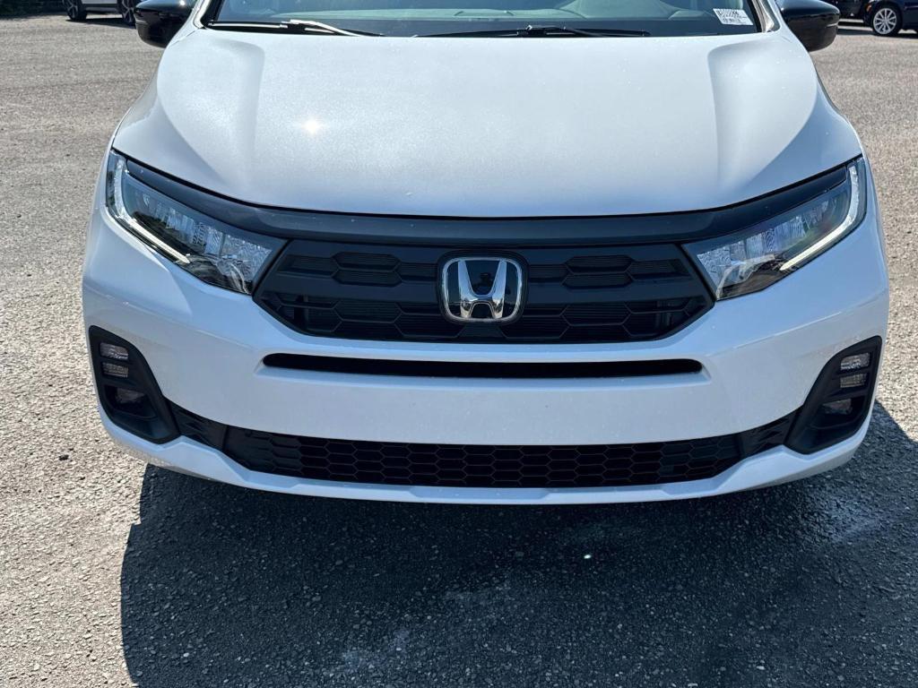 new 2026 Honda Odyssey car, priced at $45,845