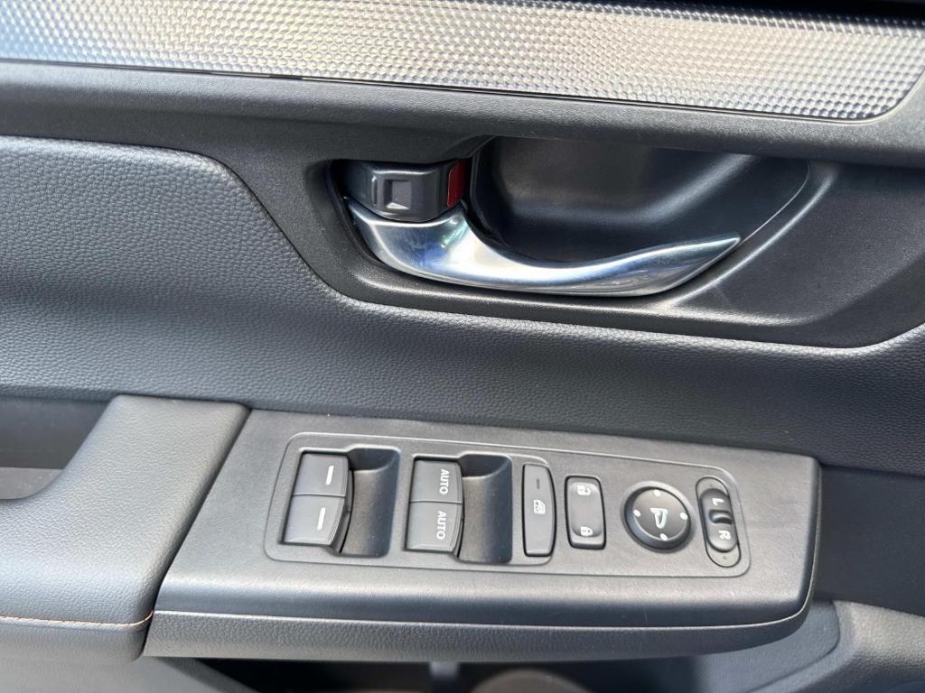 used 2025 Honda CR-V Hybrid car, priced at $33,994