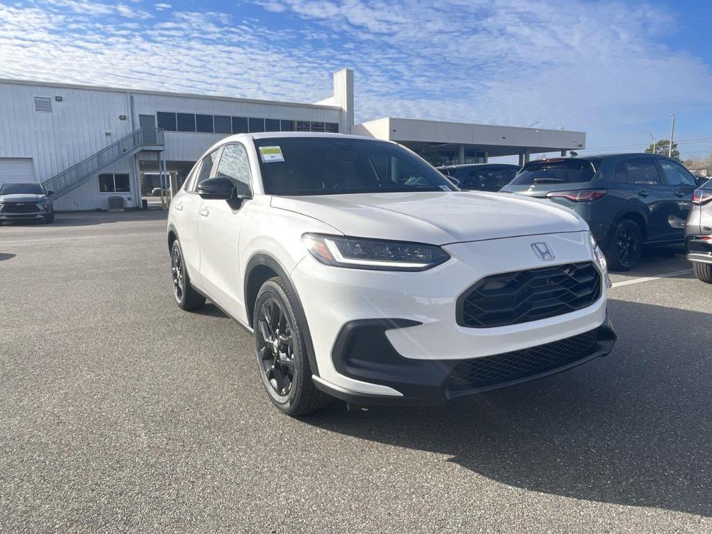 new 2025 Honda HR-V car, priced at $29,305