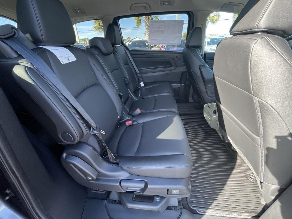 new 2025 Honda Odyssey car, priced at $43,670