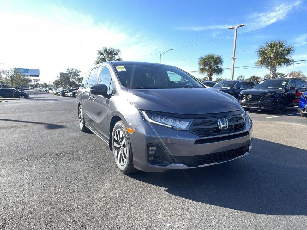 new 2025 Honda Odyssey car, priced at $43,670