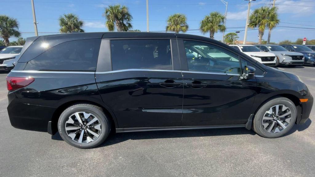 new 2025 Honda Odyssey car, priced at $43,670