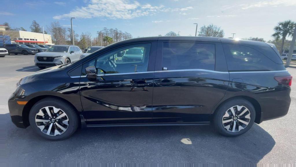 new 2025 Honda Odyssey car, priced at $43,670