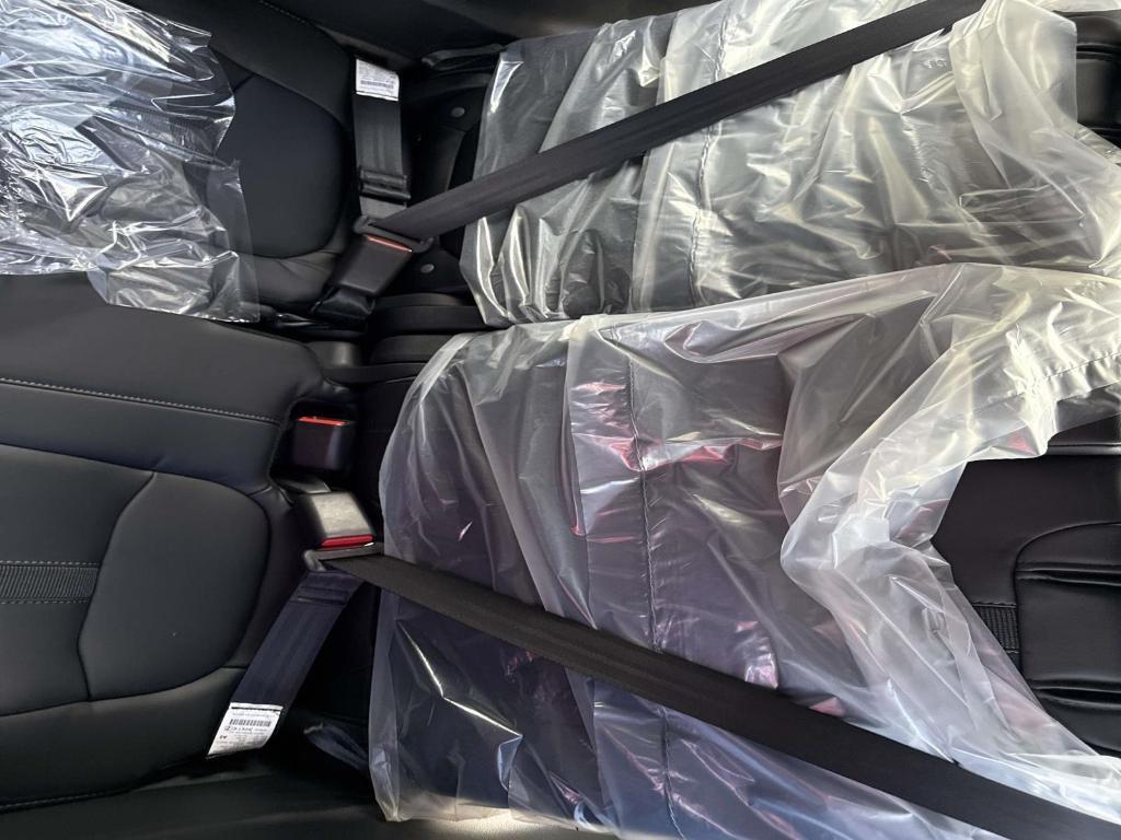 new 2025 Honda Pilot car, priced at $44,995
