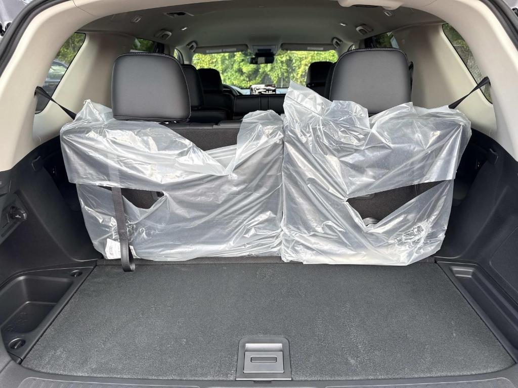 new 2025 Honda Pilot car, priced at $44,995