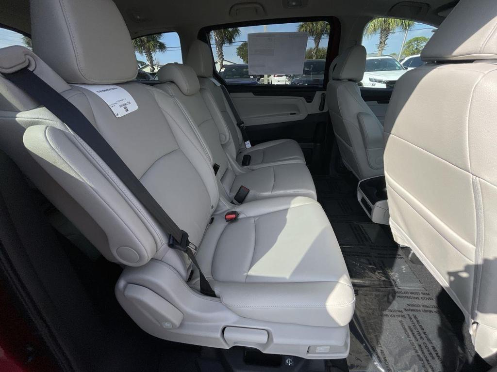 new 2025 Honda Odyssey car, priced at $44,125