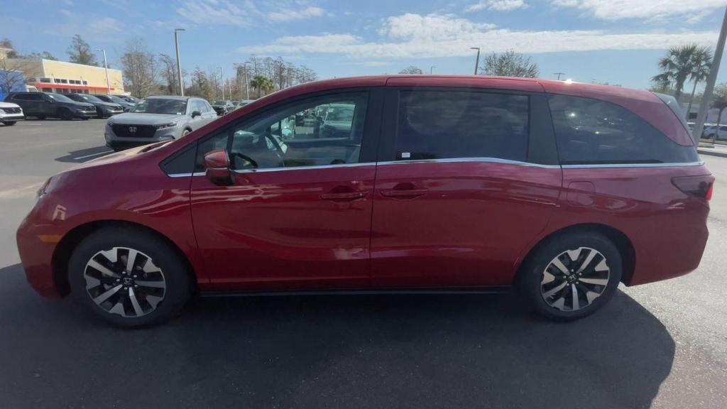 new 2025 Honda Odyssey car, priced at $44,125