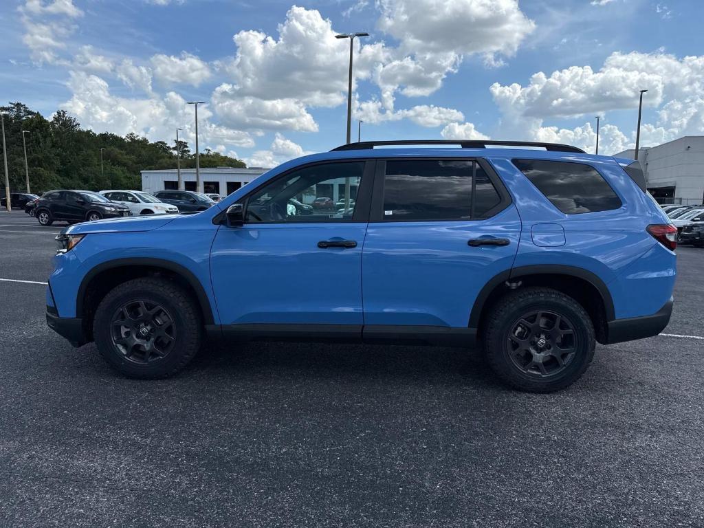 new 2025 Honda Pilot car, priced at $51,350