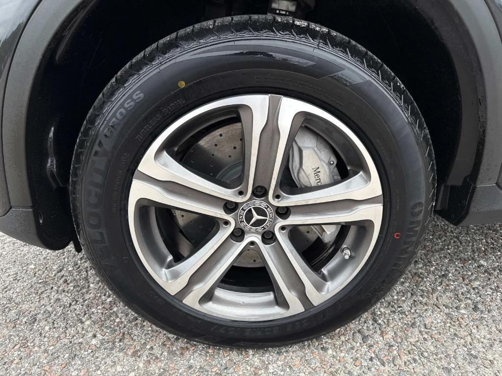 used 2022 Mercedes-Benz GLC 300 car, priced at $29,795