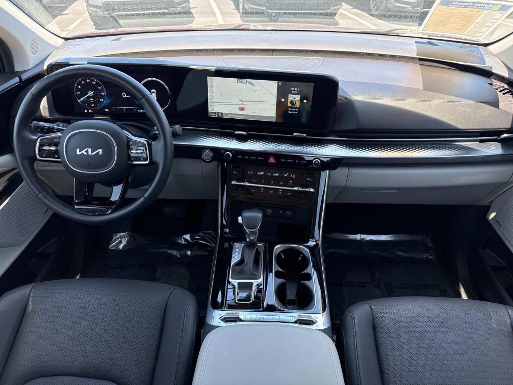 used 2023 Kia Carnival car, priced at $38,995