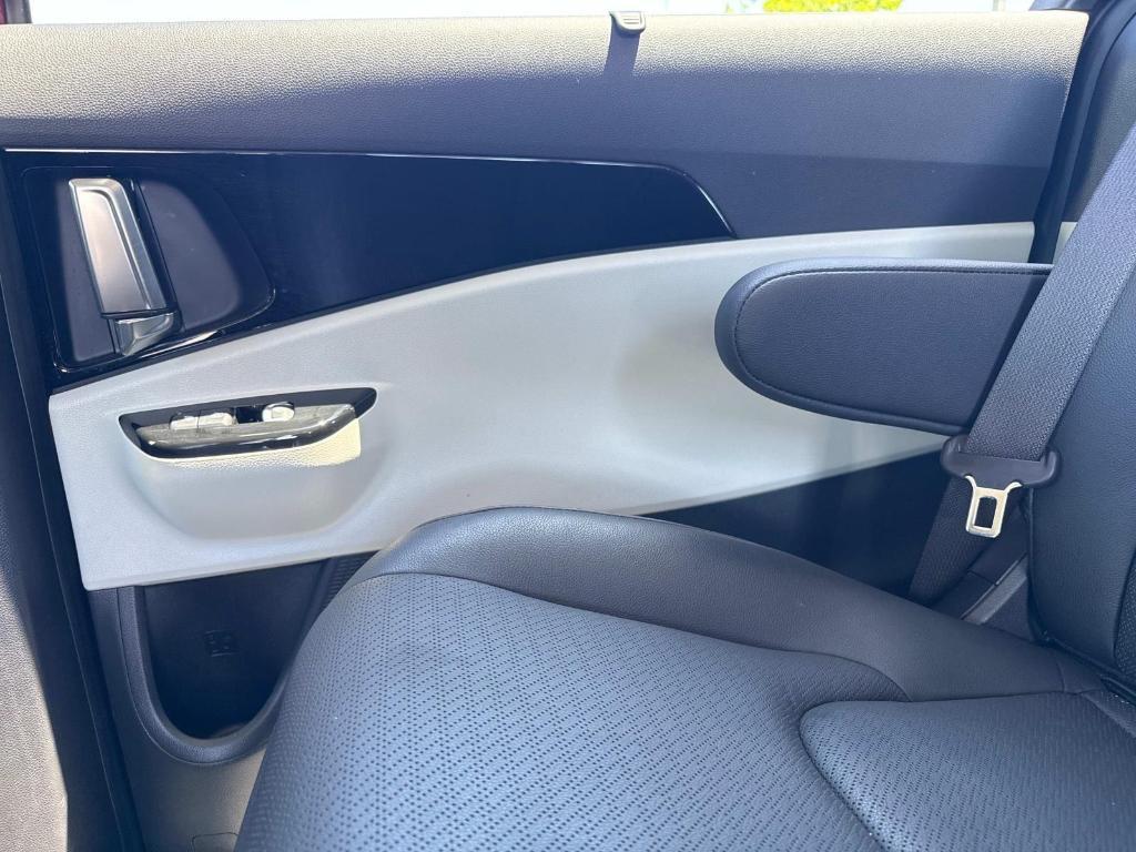 used 2023 Kia Carnival car, priced at $38,995
