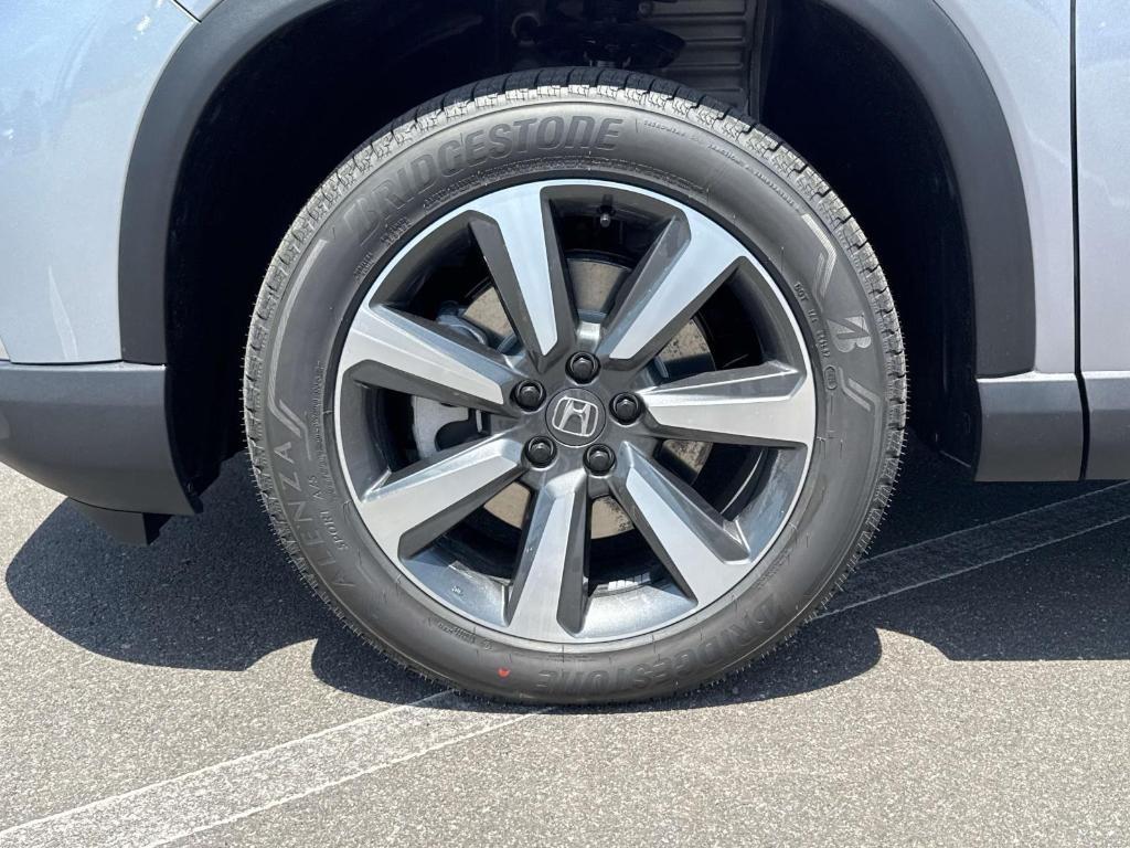 new 2025 Honda Pilot car, priced at $56,250