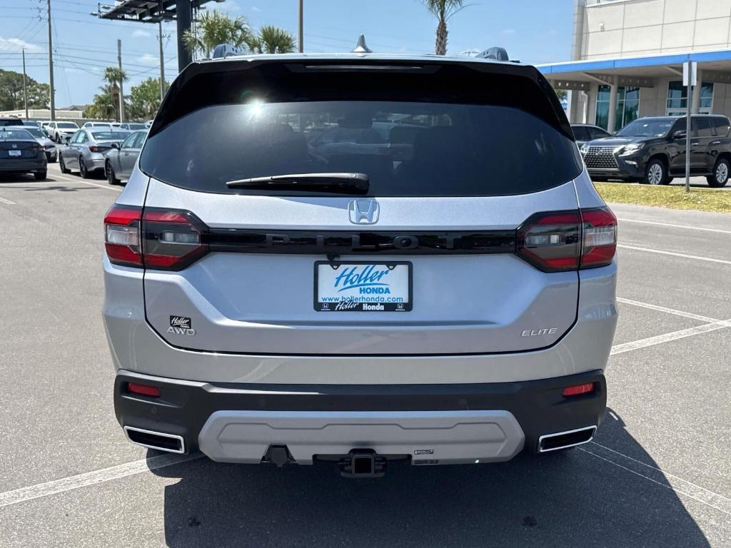 new 2025 Honda Pilot car, priced at $56,250