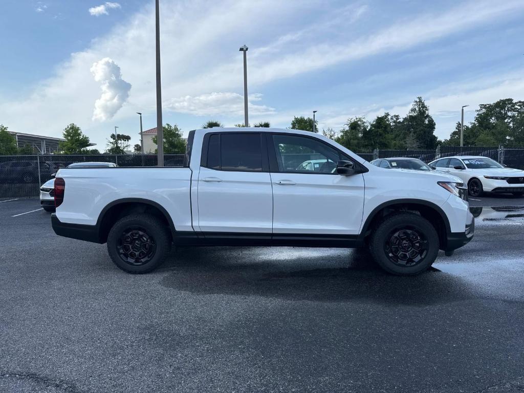 new 2025 Honda Ridgeline car, priced at $48,085