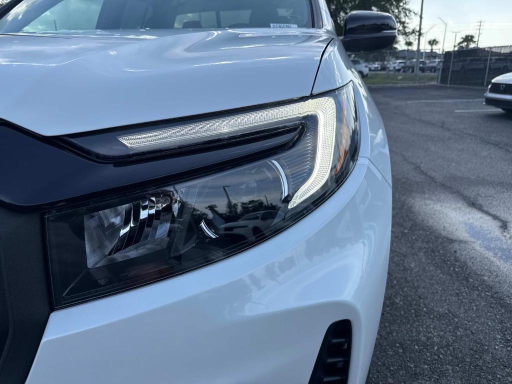 new 2025 Honda Ridgeline car, priced at $48,085