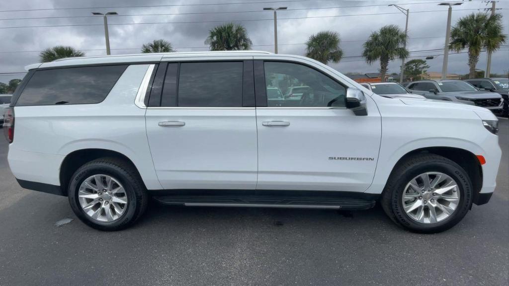 used 2023 Chevrolet Suburban car, priced at $45,994