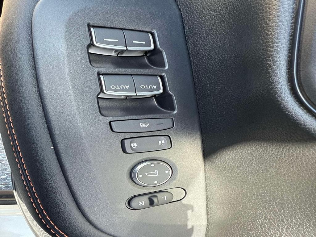 new 2026 Honda HR-V car, priced at $29,850