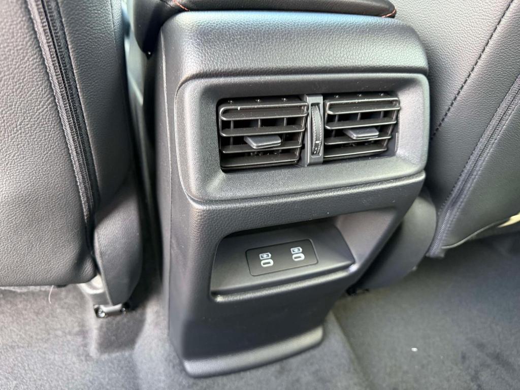 new 2026 Honda CR-V Hybrid car, priced at $40,175