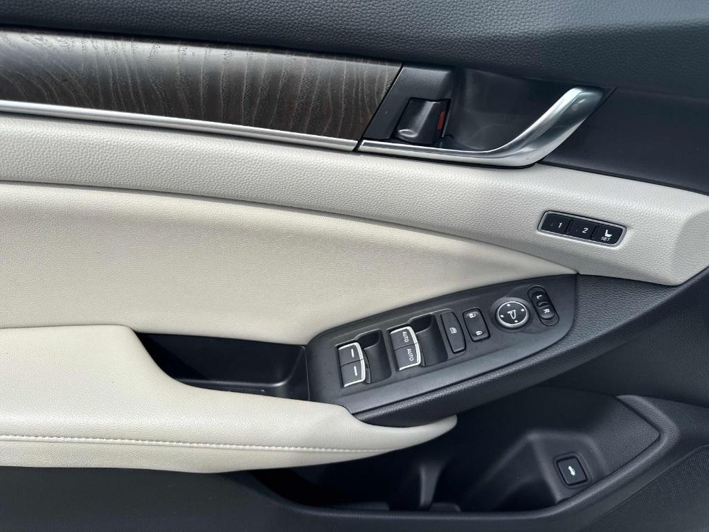 used 2019 Honda Accord car, priced at $17,995