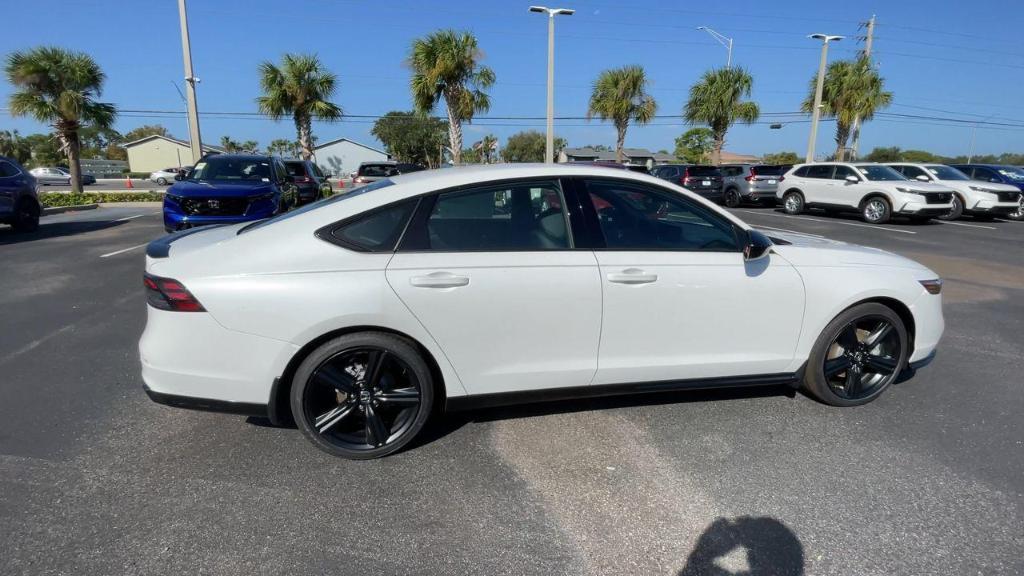 new 2024 Honda Accord Hybrid car, priced at $36,425