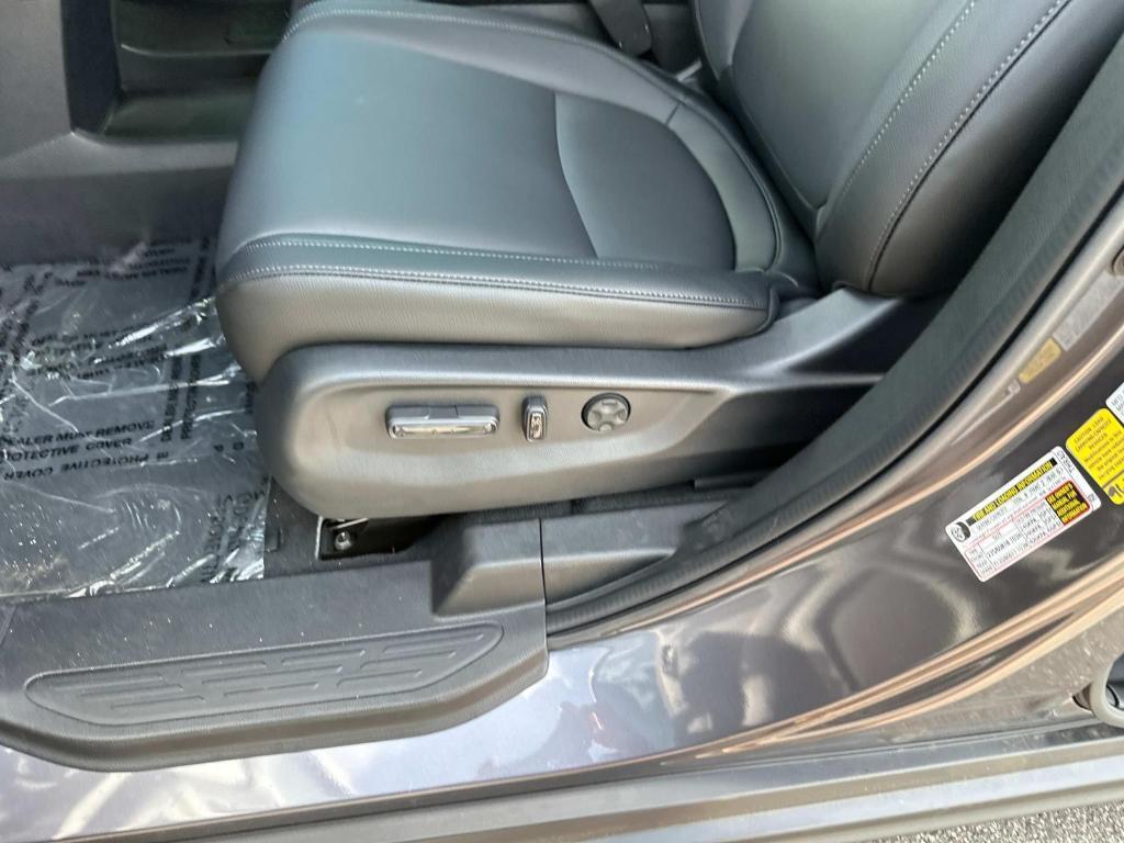 new 2025 Honda Odyssey car, priced at $45,055