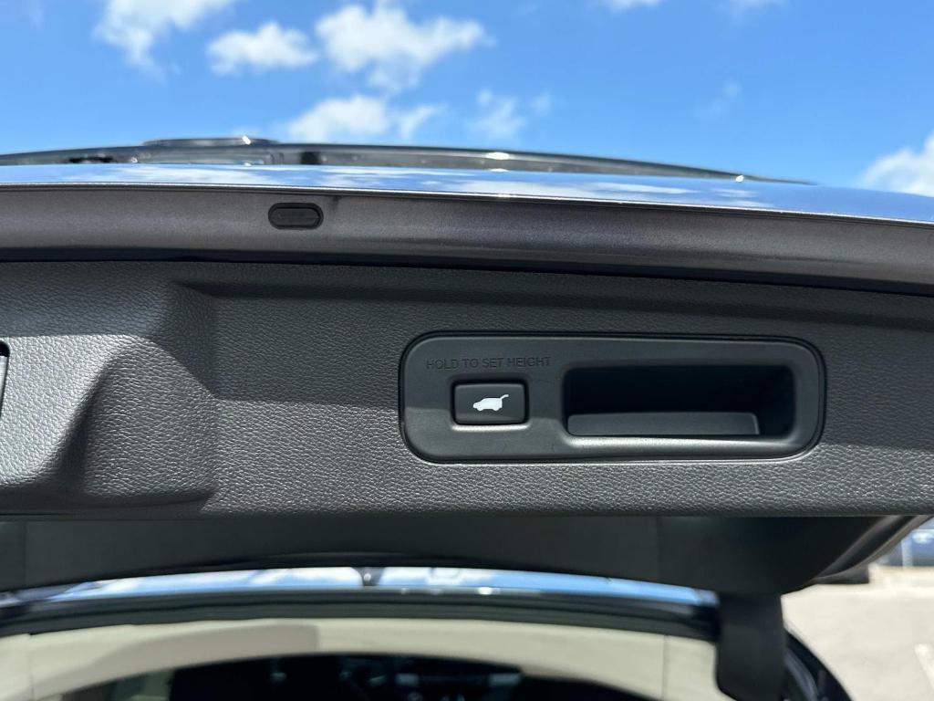 new 2025 Honda Odyssey car, priced at $45,055