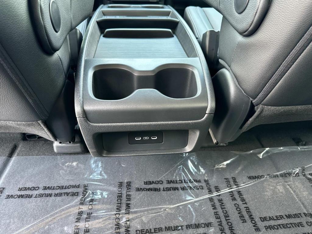 new 2025 Honda Odyssey car, priced at $45,055