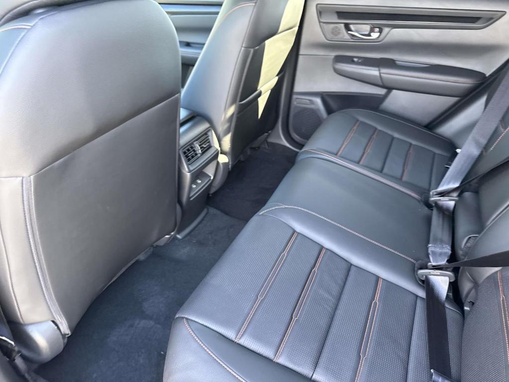 new 2026 Honda CR-V Hybrid car, priced at $40,175