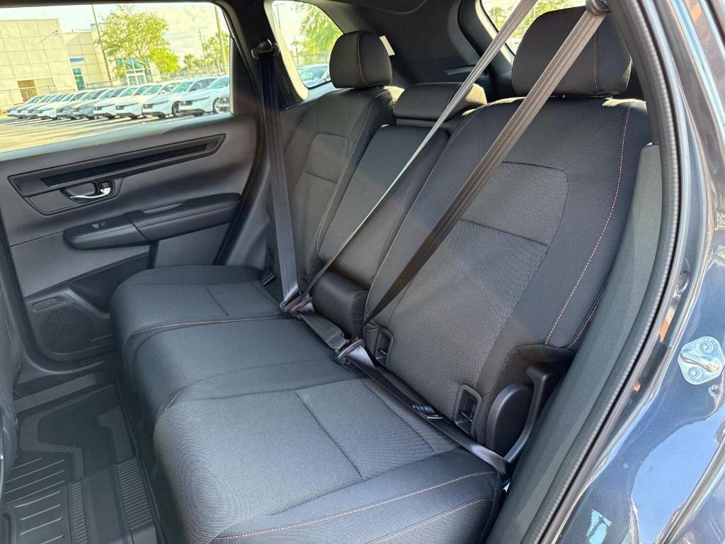 new 2025 Honda CR-V Hybrid car, priced at $36,045