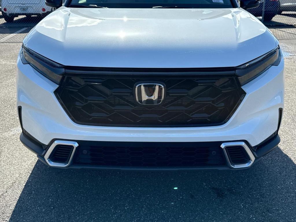 new 2026 Honda CR-V Hybrid car, priced at $44,155