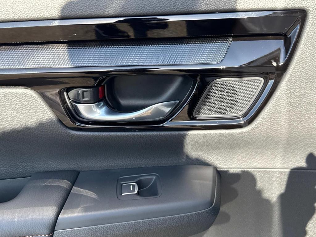 new 2026 Honda CR-V Hybrid car, priced at $44,155