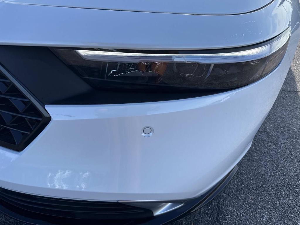 new 2025 Honda Accord Hybrid car, priced at $40,950