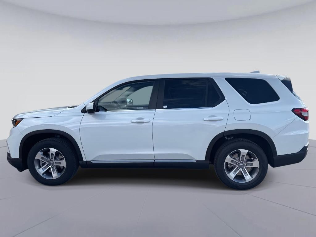 new 2025 Honda Pilot car, priced at $43,950