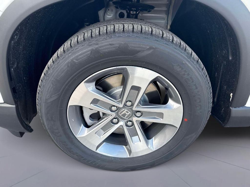 new 2025 Honda Pilot car, priced at $43,950