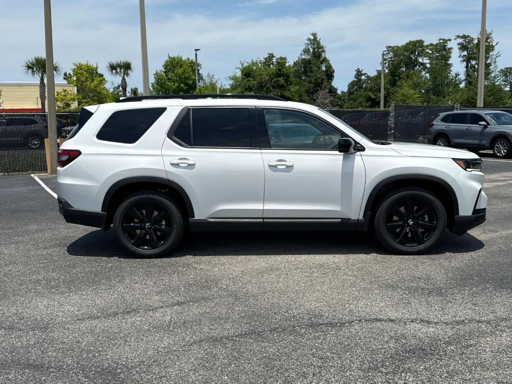 new 2025 Honda Pilot car, priced at $56,485
