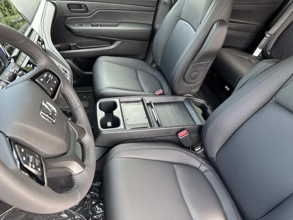 new 2026 Honda Odyssey car, priced at $45,110