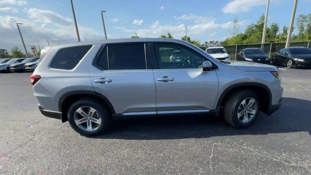 new 2025 Honda Pilot car, priced at $44,895