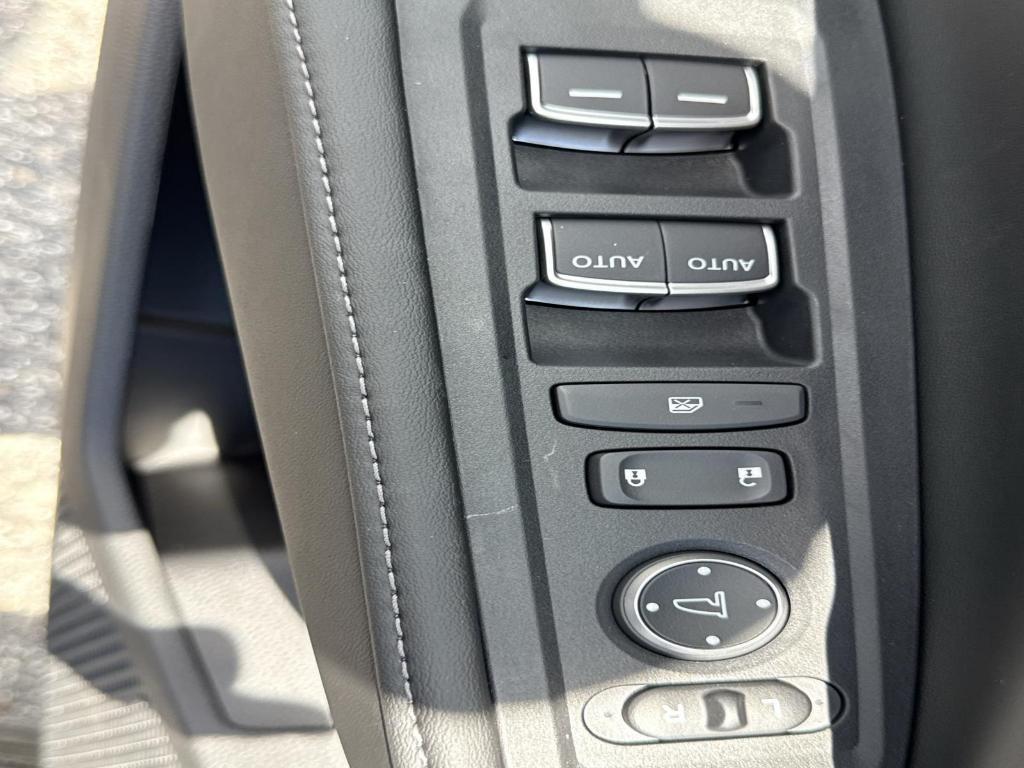 new 2025 Honda Accord Hybrid car, priced at $36,980