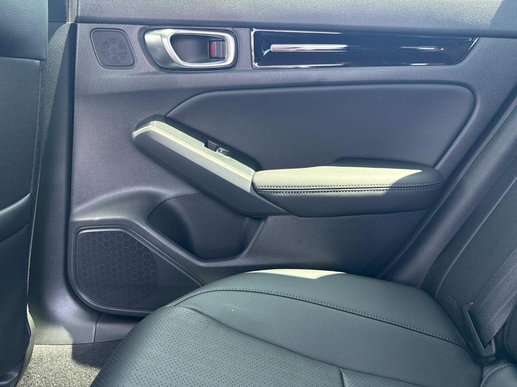 new 2025 Honda Civic Hybrid car, priced at $33,555