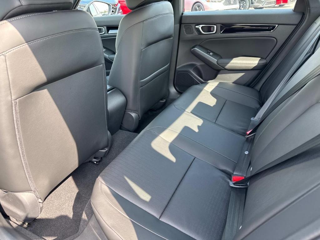 new 2025 Honda Civic Hybrid car, priced at $33,100