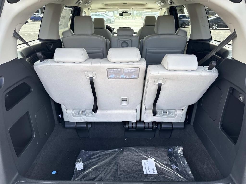 new 2026 Honda Odyssey car, priced at $44,885