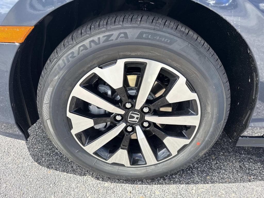 new 2026 Honda Odyssey car, priced at $44,885