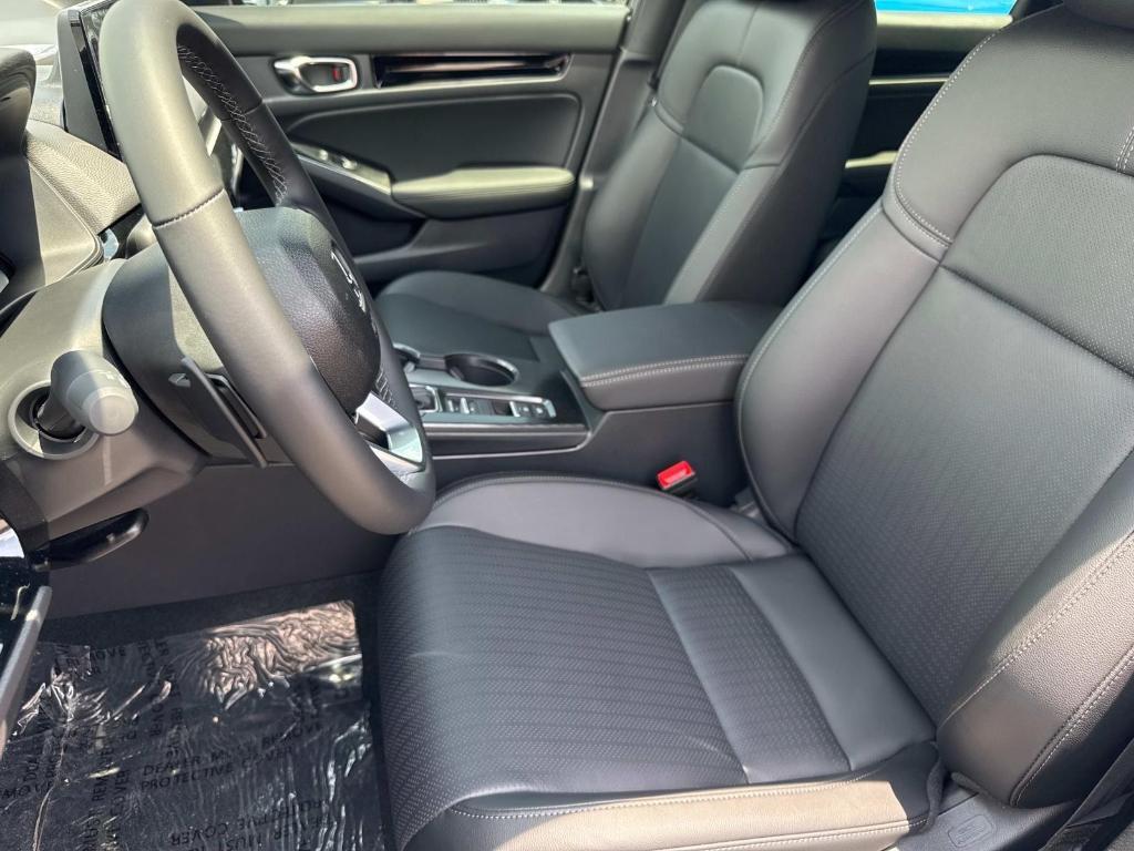 new 2025 Honda Civic Hybrid car, priced at $33,100