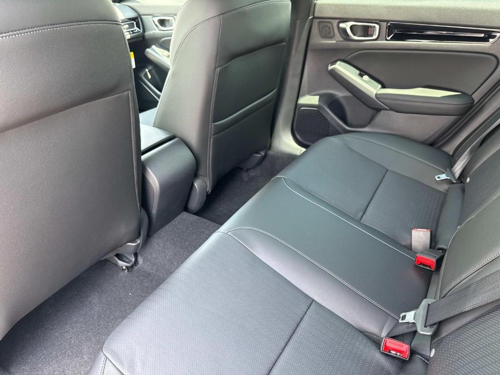 new 2025 Honda Civic Hybrid car, priced at $33,100
